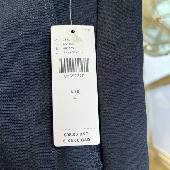 🐚 ANTHROPOLOGIE 🐚- Maeve Relaxed Trouser Bermuda Short Navy Blue Size - 4 NWT - Picture 10 of 11